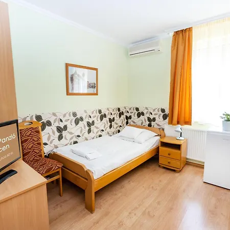 Belvarosi Panzio Debreţin